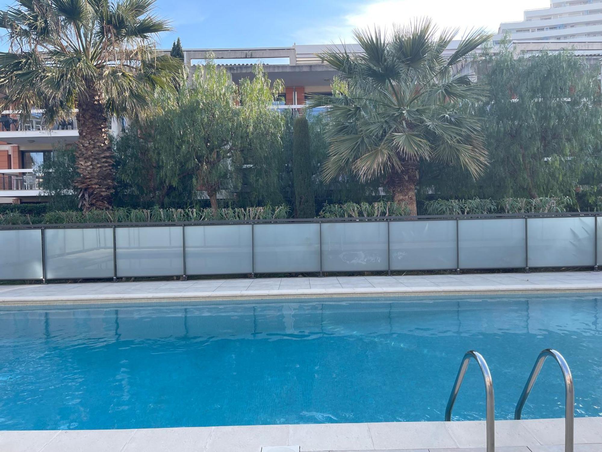 Villeneuve Loubet Plage- Entre Nice Et Cannes Exterior foto