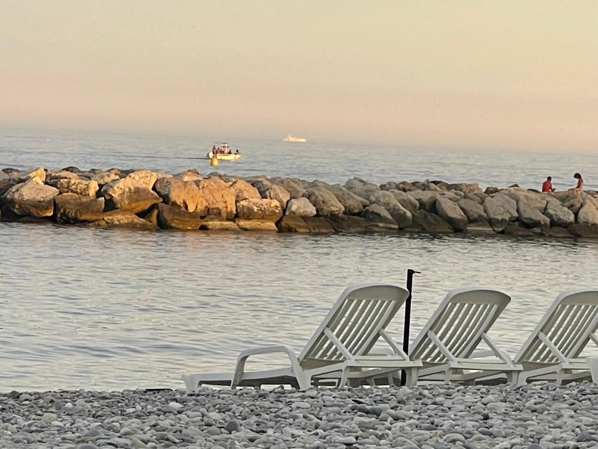 Villeneuve Loubet Plage- Entre Nice Et Cannes Exterior foto